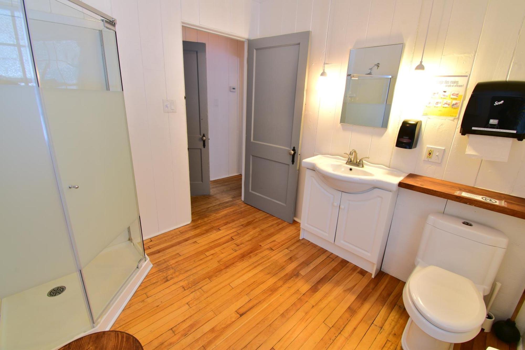 Le Partage Lodge: Destination Plein Air Et Sociale Val-Morin Екстер'єр фото
